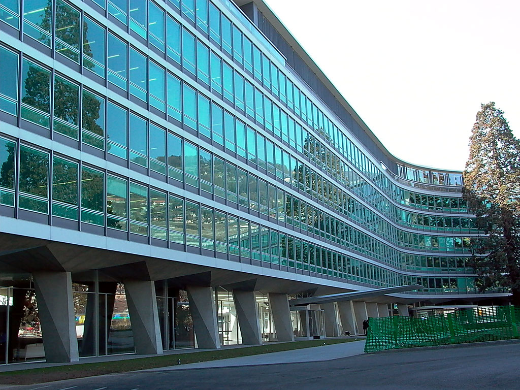 Mặt dựng nhôm kính tòa nhà, văn phòng, chung cư