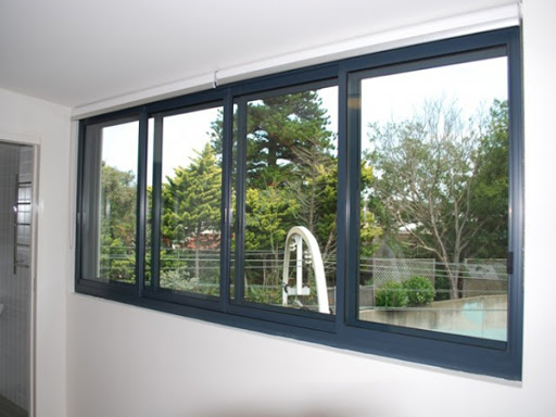 Cửa sổ mở trượt